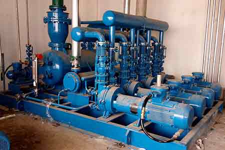 918博天堂液环泵机组在云南白药使用现场